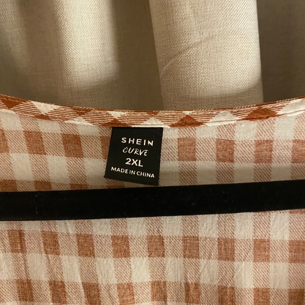 🧡Cute Gingham Dress🤍 - Picture 2 of 4
